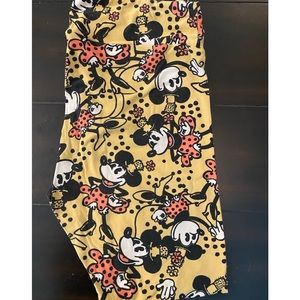 Minnie Mouse leggings
